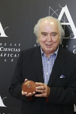 Medalla de Oro de la Academia de Cine para Antn Garca Abril